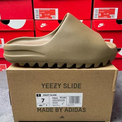 Yeezy Slide +10